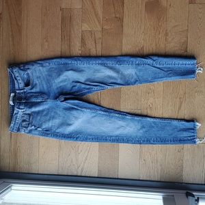 Zara jeans size 6